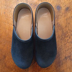 Dansko Brenna Black Suede, New, 37